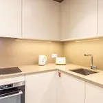 Hilcrown 19 By Lovelystay Apartamento