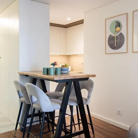 Hilcrown 19 By Lovelystay