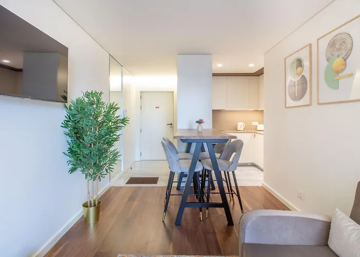 Hilcrown 19 By Lovelystay * Vila Nova de Gaia