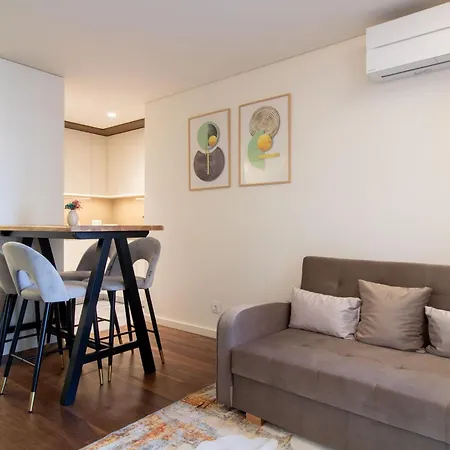 Hilcrown 19 By Lovelystay Apartmán